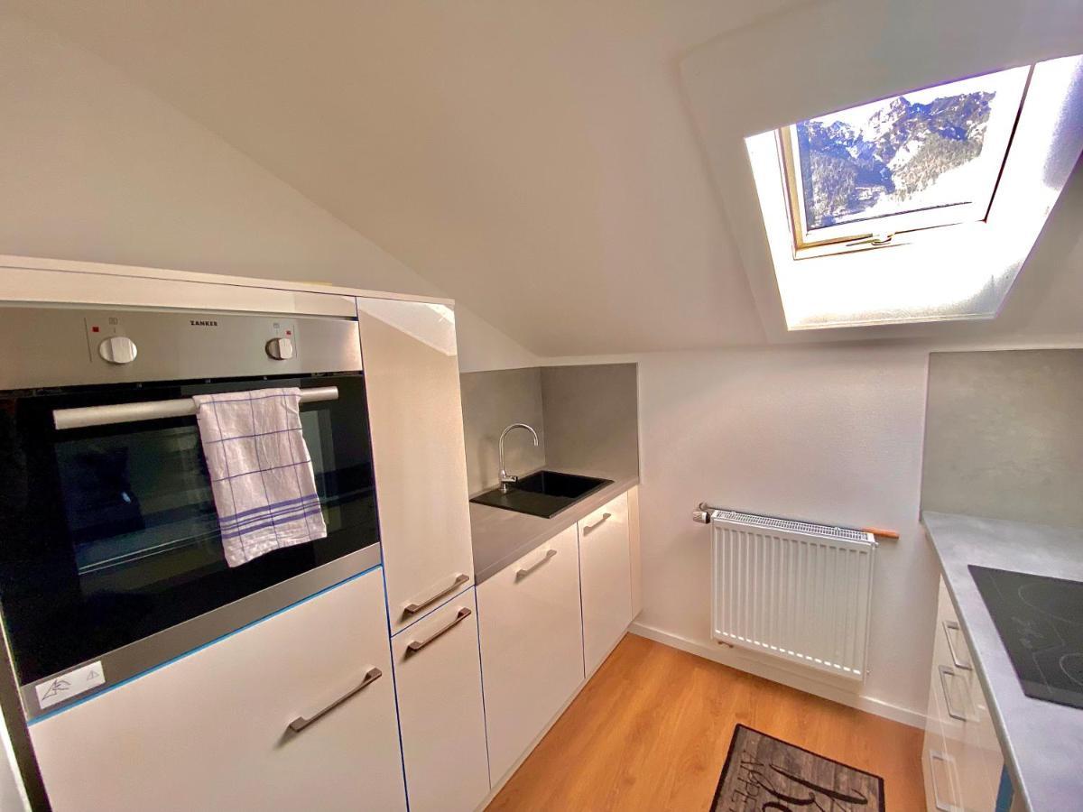 Ferienhaus Butterfly 2 การ์มิช-พาร์เทนเคียร์เชน ภายนอก รูปภาพ