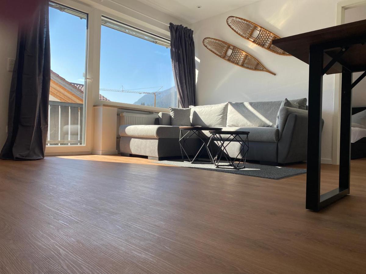 Ferienhaus Butterfly 2 การ์มิช-พาร์เทนเคียร์เชน ภายนอก รูปภาพ