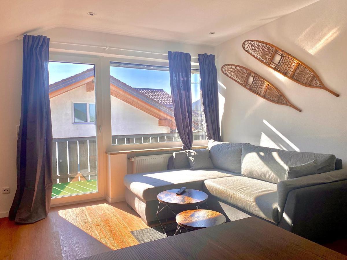 Ferienhaus Butterfly 2 การ์มิช-พาร์เทนเคียร์เชน ภายนอก รูปภาพ