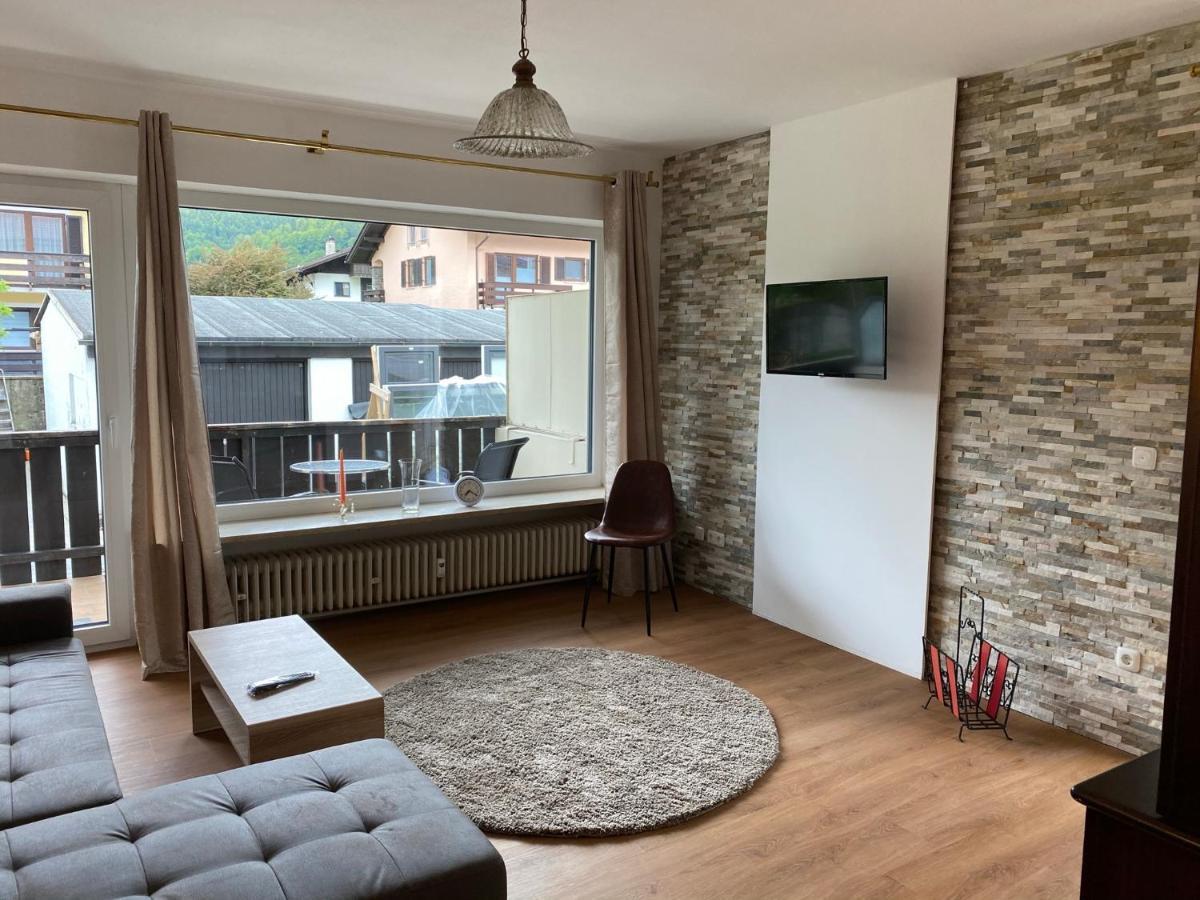 Ferienhaus Butterfly 2 การ์มิช-พาร์เทนเคียร์เชน ภายนอก รูปภาพ