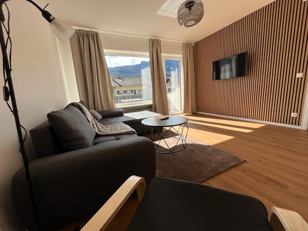 Ferienhaus Butterfly 2 การ์มิช-พาร์เทนเคียร์เชน ภายนอก รูปภาพ